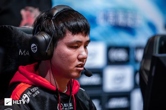 极摩客 K12 迷你主机首发 AMD 锐龙 7 H 255 性能卓越